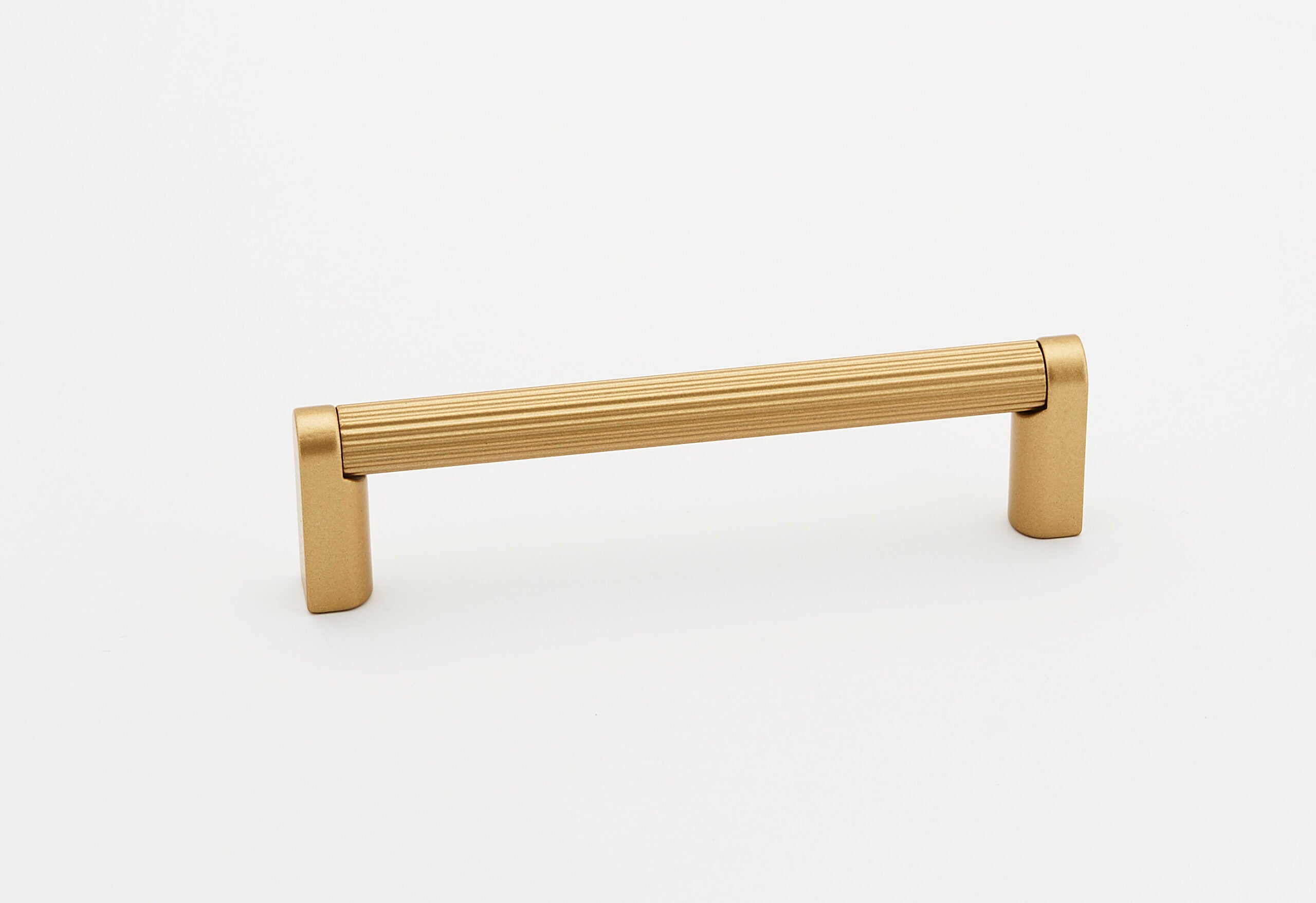Alno Alta Moda 4-Inch Center-to-Center Cabinet Pull with Ribbed Design