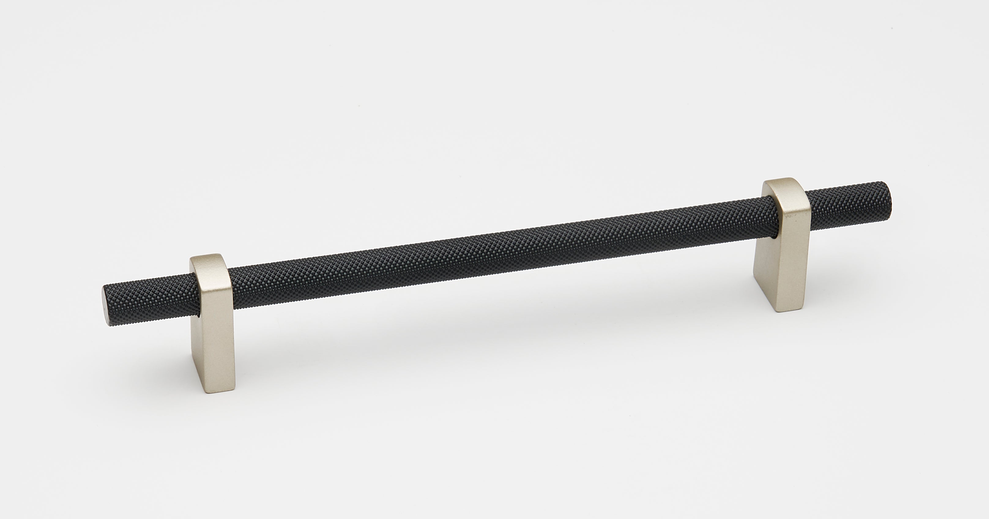Alno 8-Foot Vita Bella Pull with Intricate Knurled Design