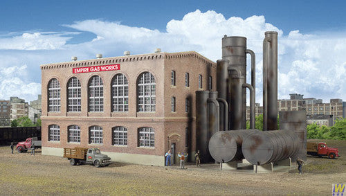 HO Scale Model Walthers Gas Plant with Washing Tank - Cornerstone Part 933 - 2905